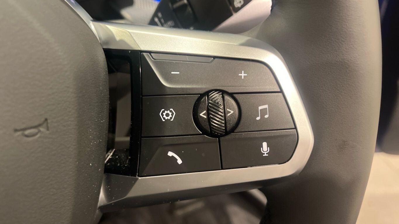 Used BMW iX1 2025 for sale - 76760355: Photo 19