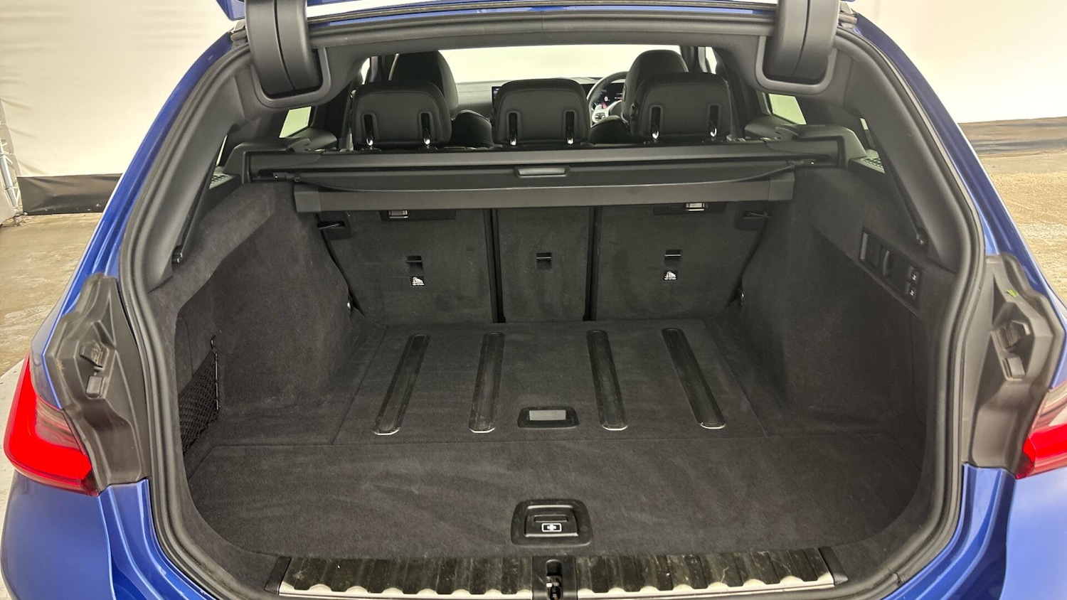 Used BMW 3 Series 2024 for sale - 76760473: Photo 13