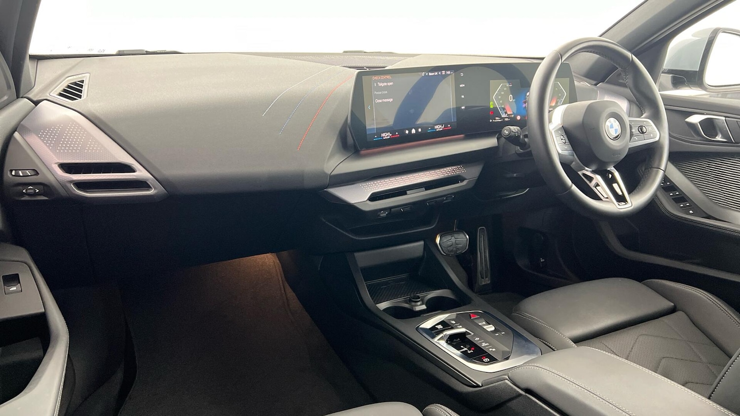 Used BMW 1 Series 2025 for sale - 77238237: Photo 7