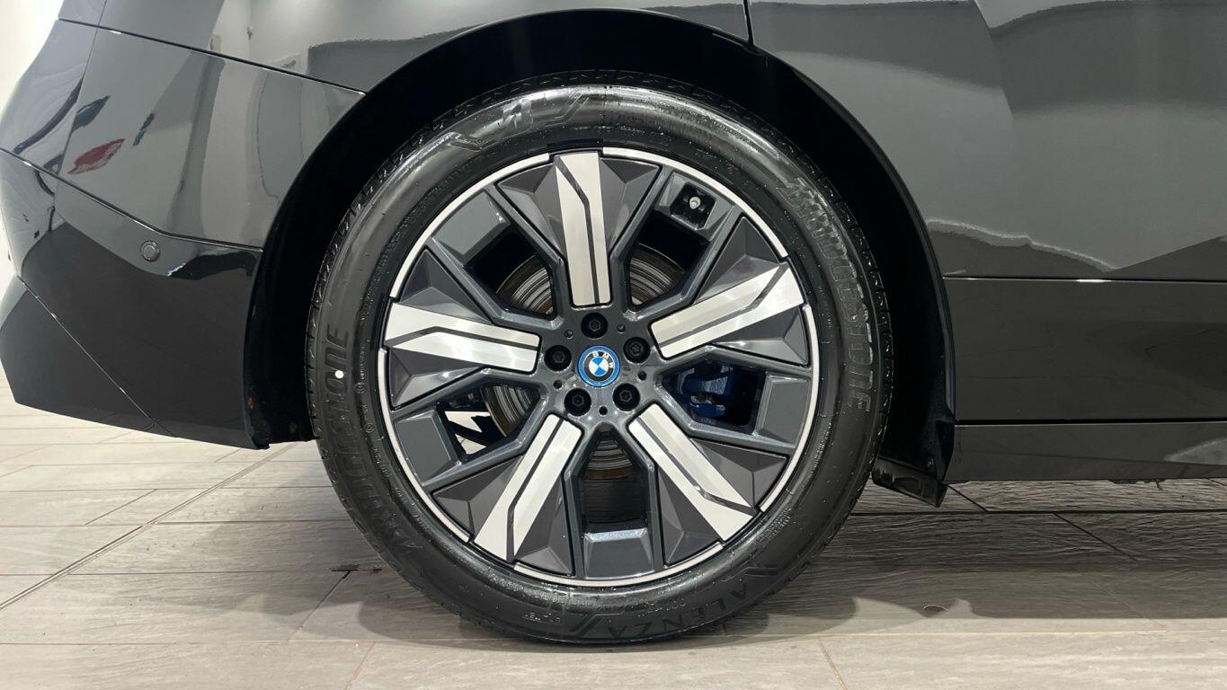 Used BMW iX 2022 for sale - 77939547: Photo 15