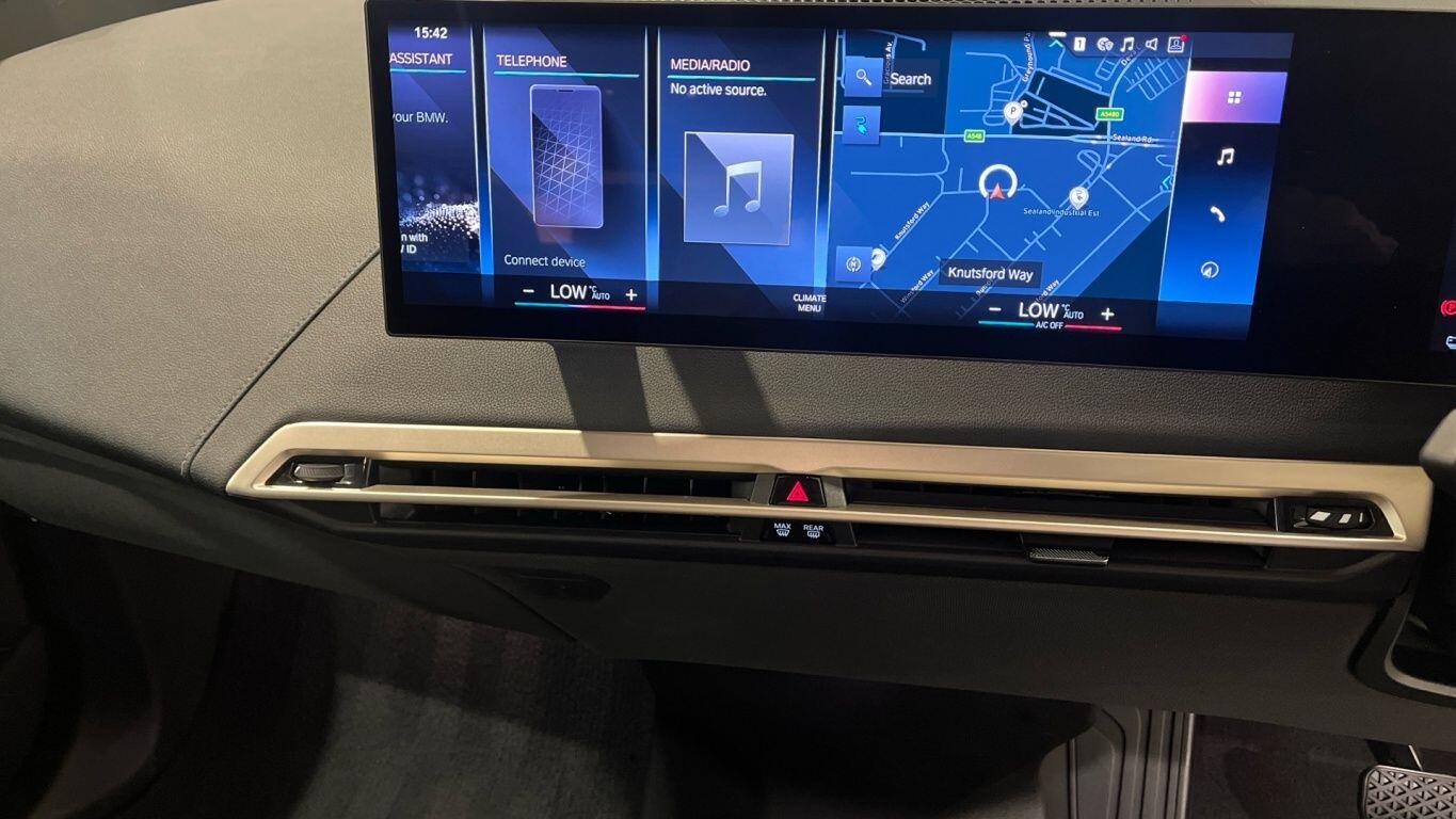 Used BMW iX 2022 for sale - 77939547: Photo 9