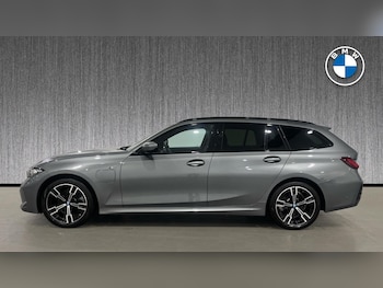 Used BMW 3 Series 2024 for sale - 77411620: Photo