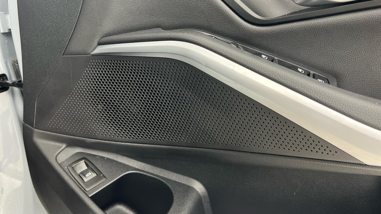 Used BMW 3 Series 2025 for sale - 77091621: Photo 20