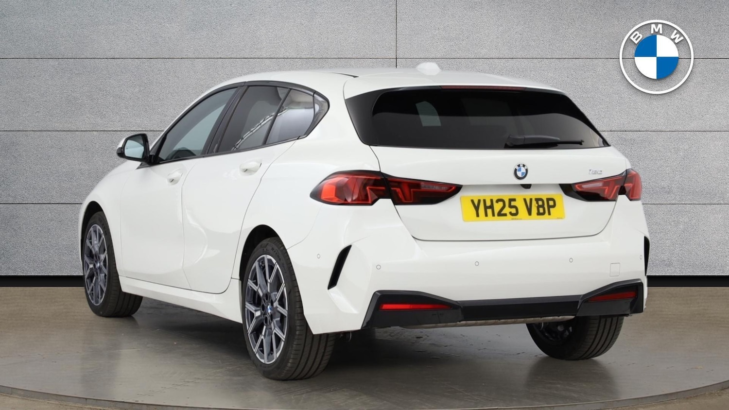 Used BMW 1 Series 2025 for sale - 76760274: Photo 2