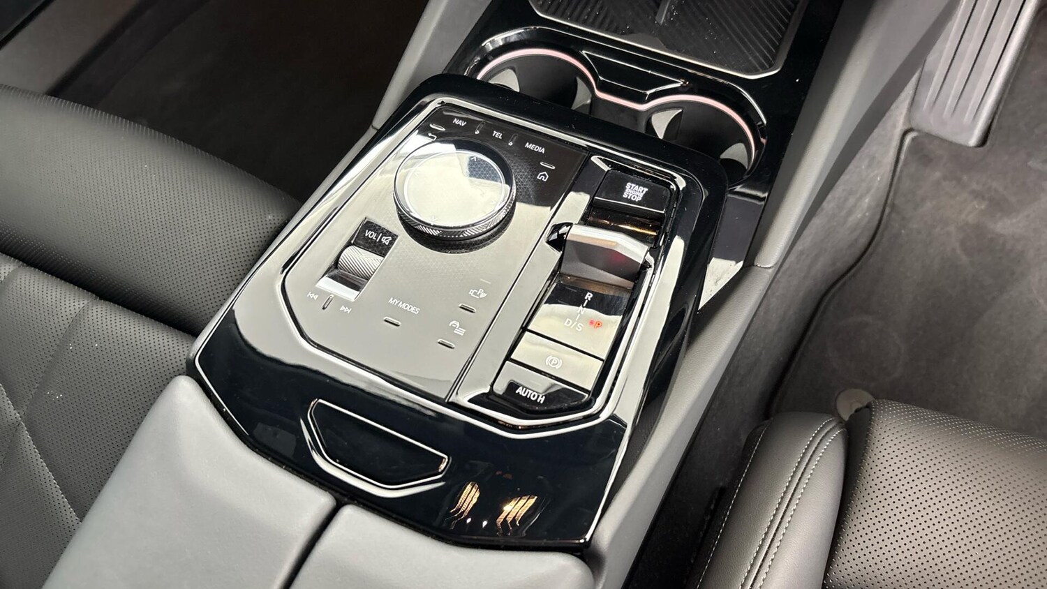 Used BMW 5 Series 2025 for sale - 76765451: Photo 10