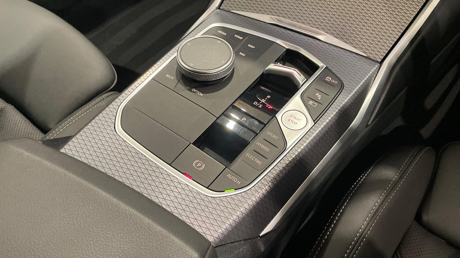 Used BMW 3 Series 2025 for sale - 76760225: Photo 10