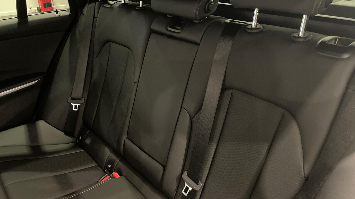 Used BMW 3 Series 2025 for sale - 76760225: Photo 12