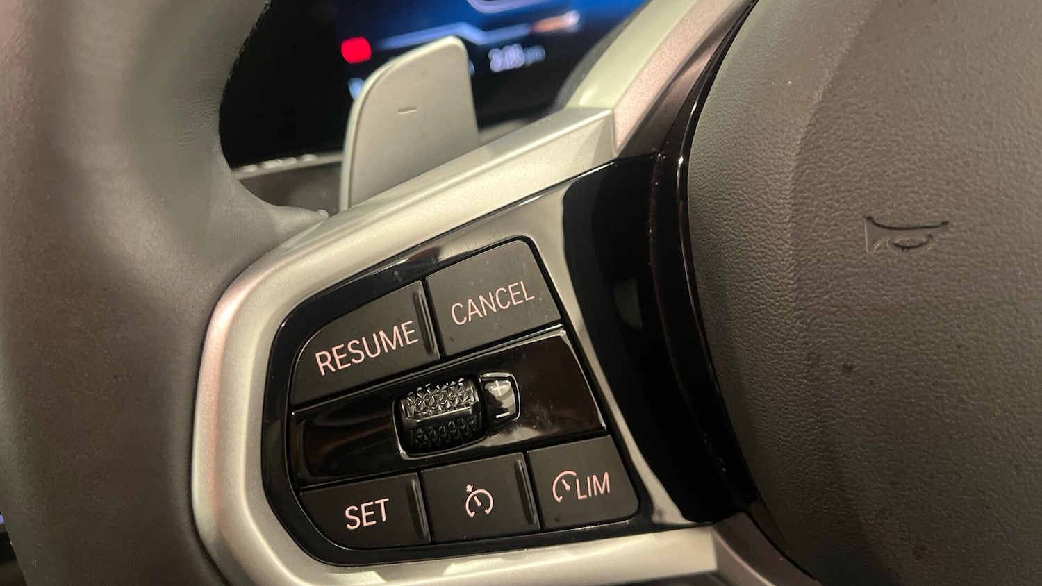 Used BMW 3 Series 2025 for sale - 77305052: Photo 17