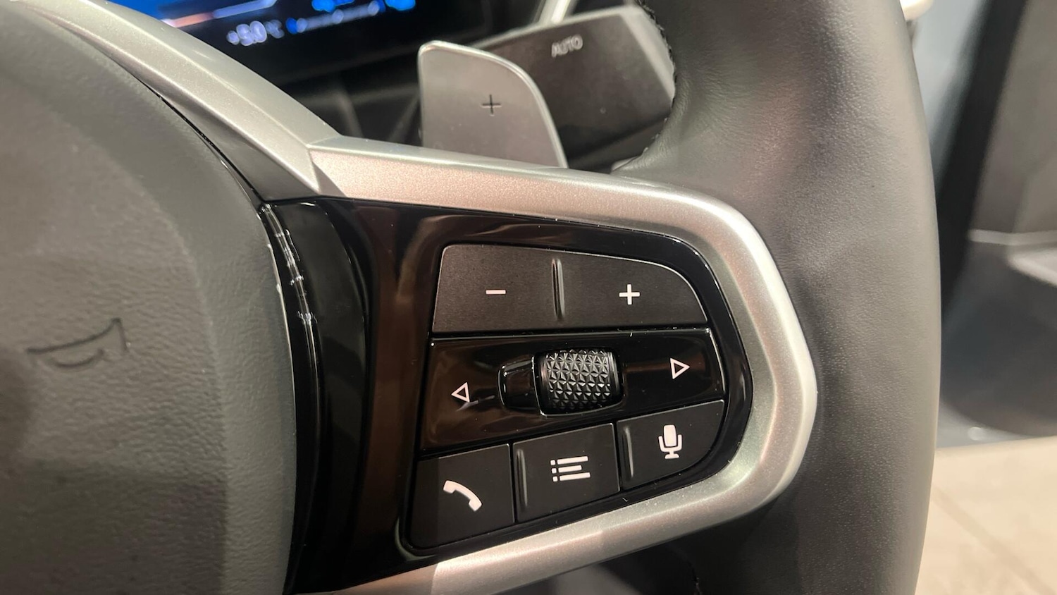 Used BMW 3 Series 2025 for sale - 77305052: Photo 18