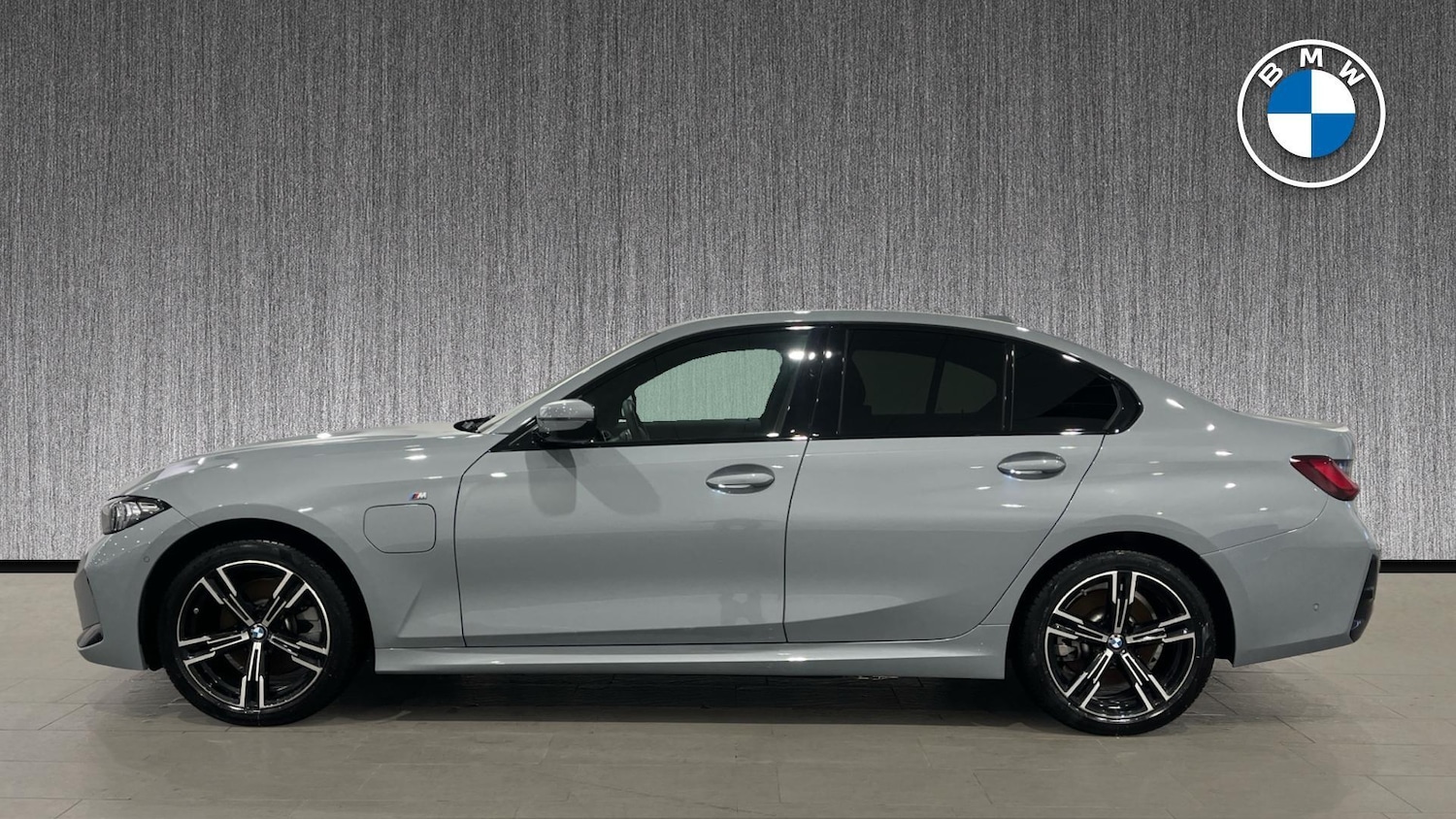 Used BMW 3 Series 2025 for sale - 77305052: Photo 3