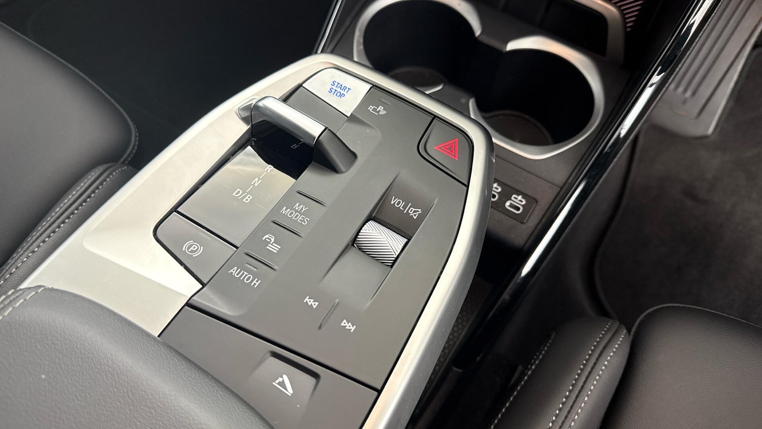 Used BMW iX2 2025 for sale - 78147832: Photo 10