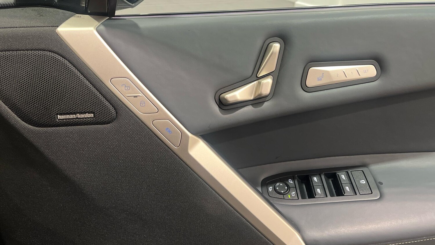 Used BMW iX 2022 for sale - 78086881: Photo 24