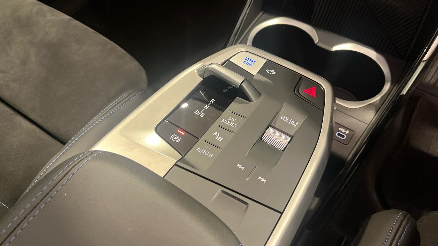 Used BMW iX1 2023 for sale - 78020089: Photo 9