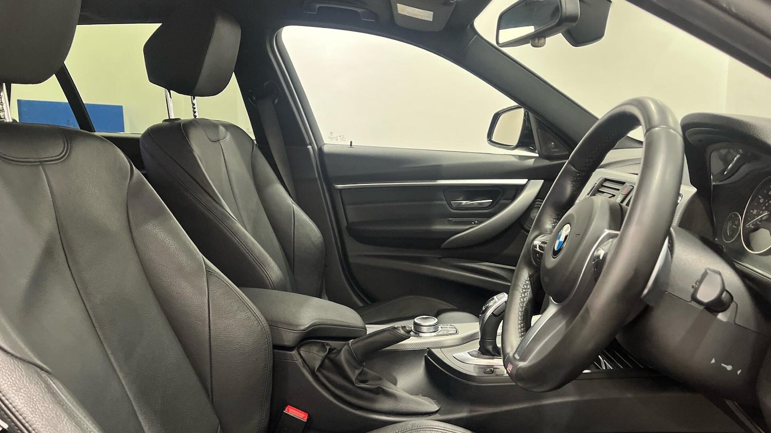 Used BMW 3 Series 2019 for sale - 77268005: Photo 11