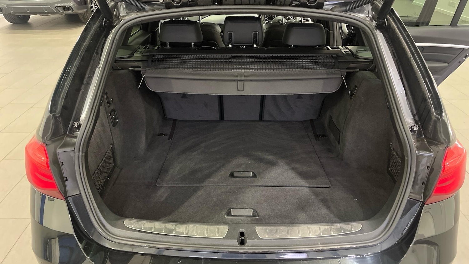 Used BMW 3 Series 2019 for sale - 77268005: Photo 13