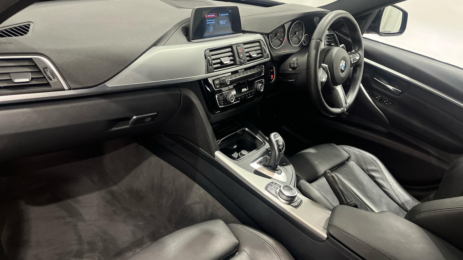 Used BMW 3 Series 2019 for sale - 77268005: Photo 7