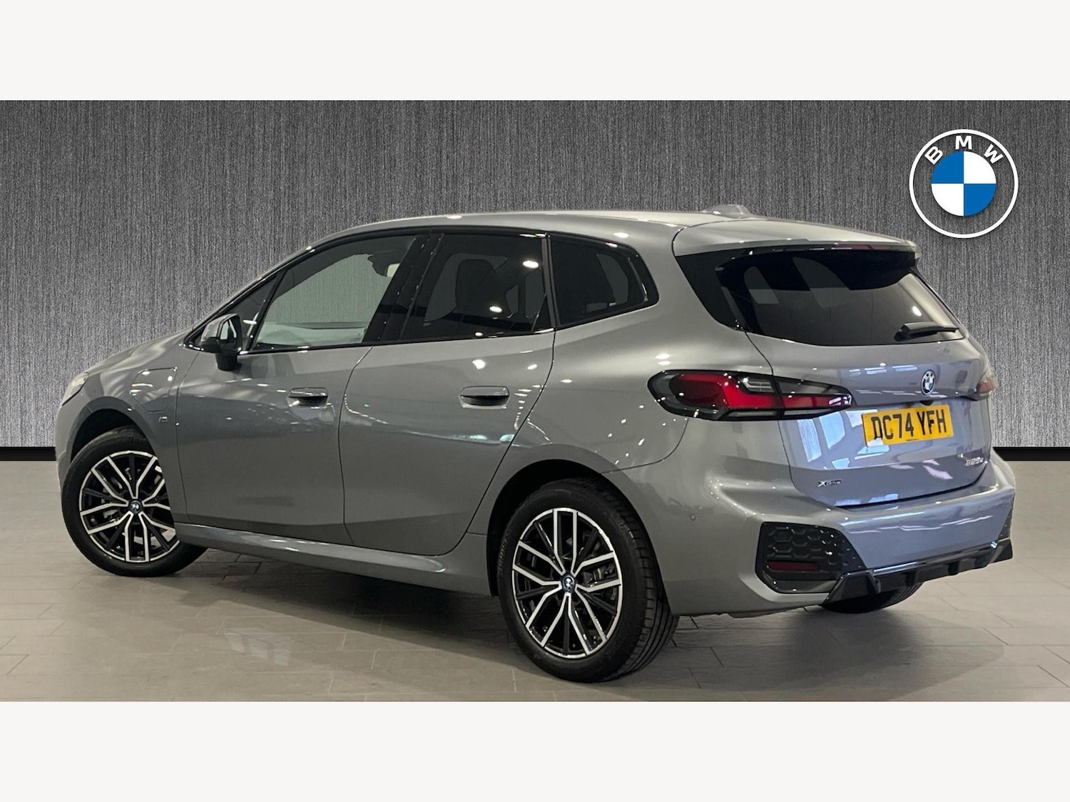 Used BMW 2 Series 2025 for sale - 76765960: Photo 2