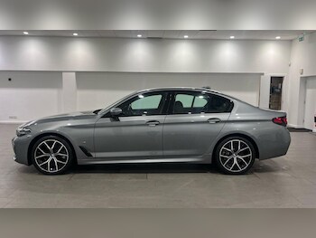 Used BMW 5 Series 2022 for sale - 77377402: Photo