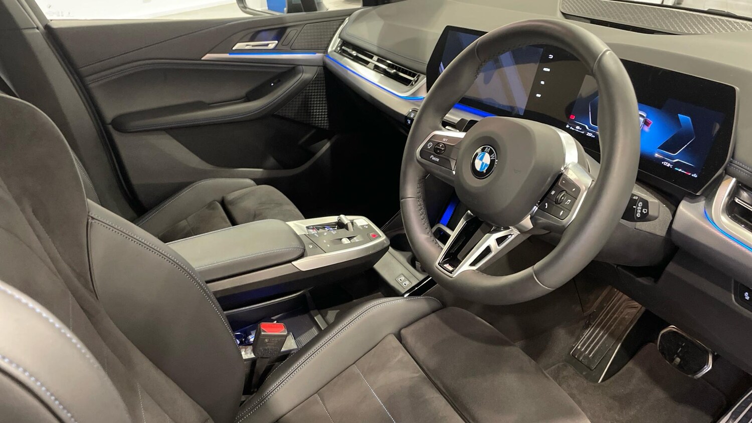 Used BMW 2 Series 2025 for sale - 76765930: Photo 6