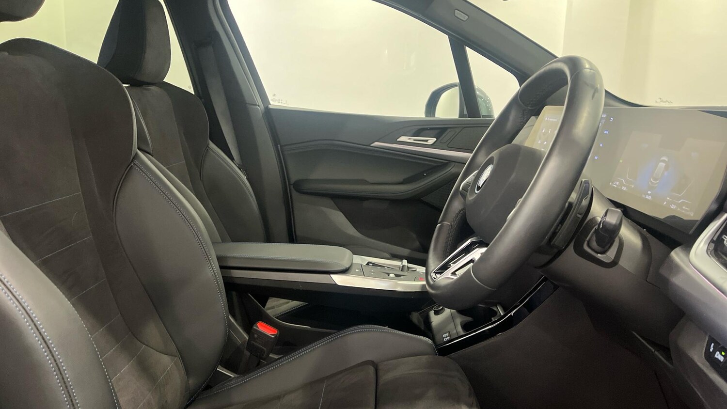 Used BMW 2 Series 2025 for sale - 76759492: Photo 11