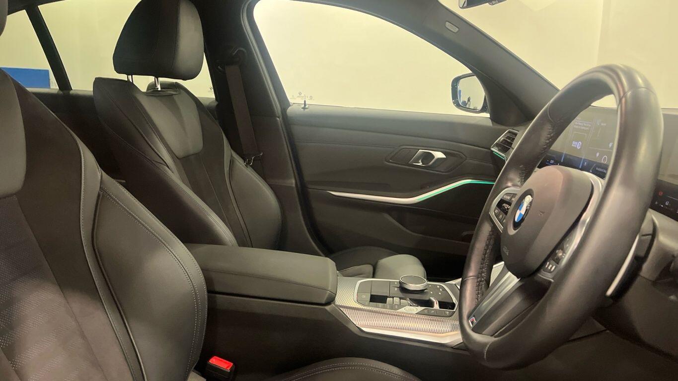 Used BMW 3 Series 2024 for sale - 77073989: Photo 11