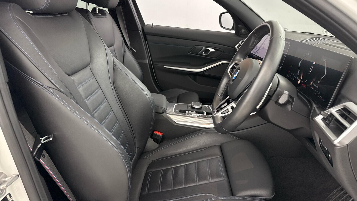 Used BMW 3 Series 2025 for sale - 77478790: Photo 11