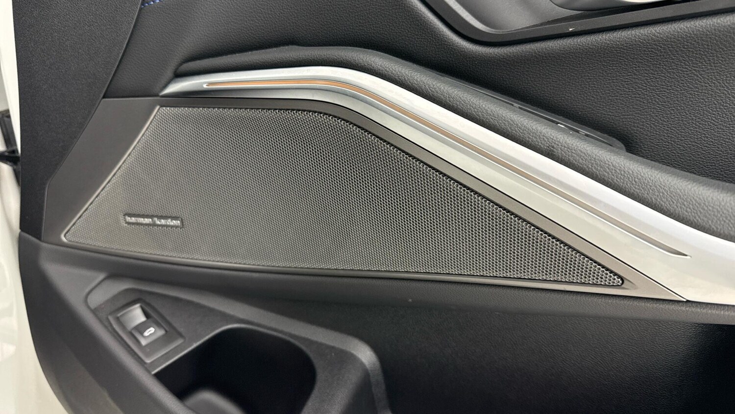 Used BMW 3 Series 2025 for sale - 77478790: Photo 20