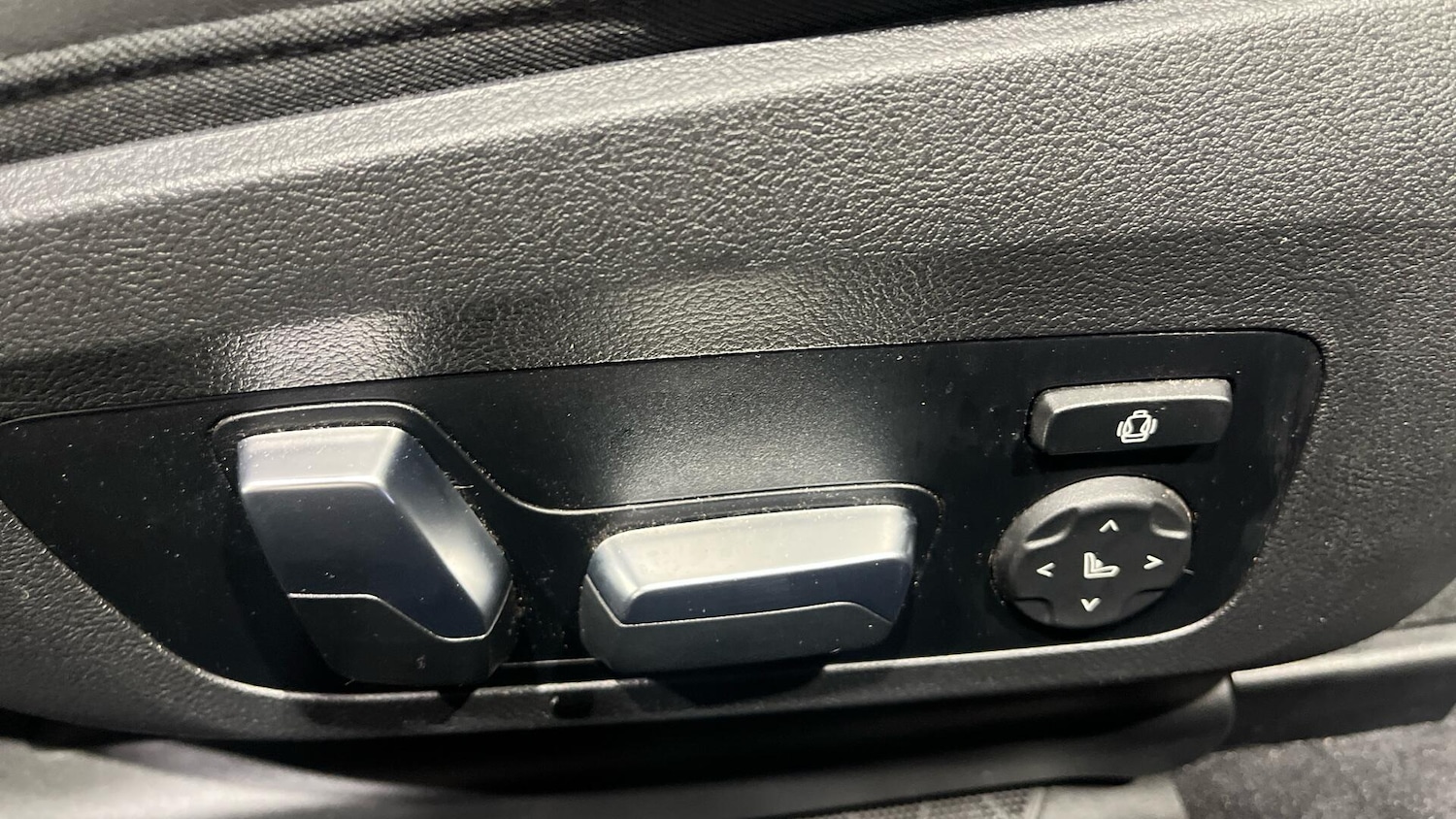 Used BMW 8 Series 2023 for sale - 76898659: Photo 21