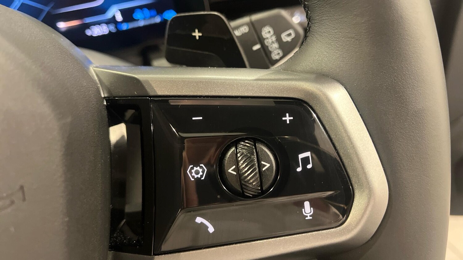 Used BMW 5 Series 2025 for sale - 76760275: Photo 18