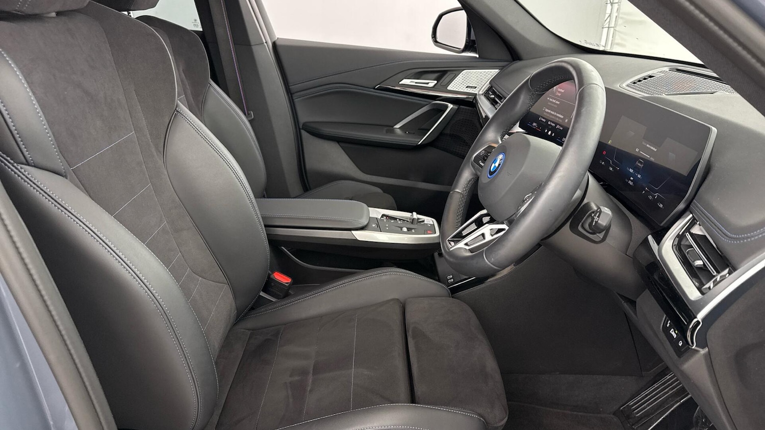 Used BMW iX1 2025 for sale - 77237825: Photo 11