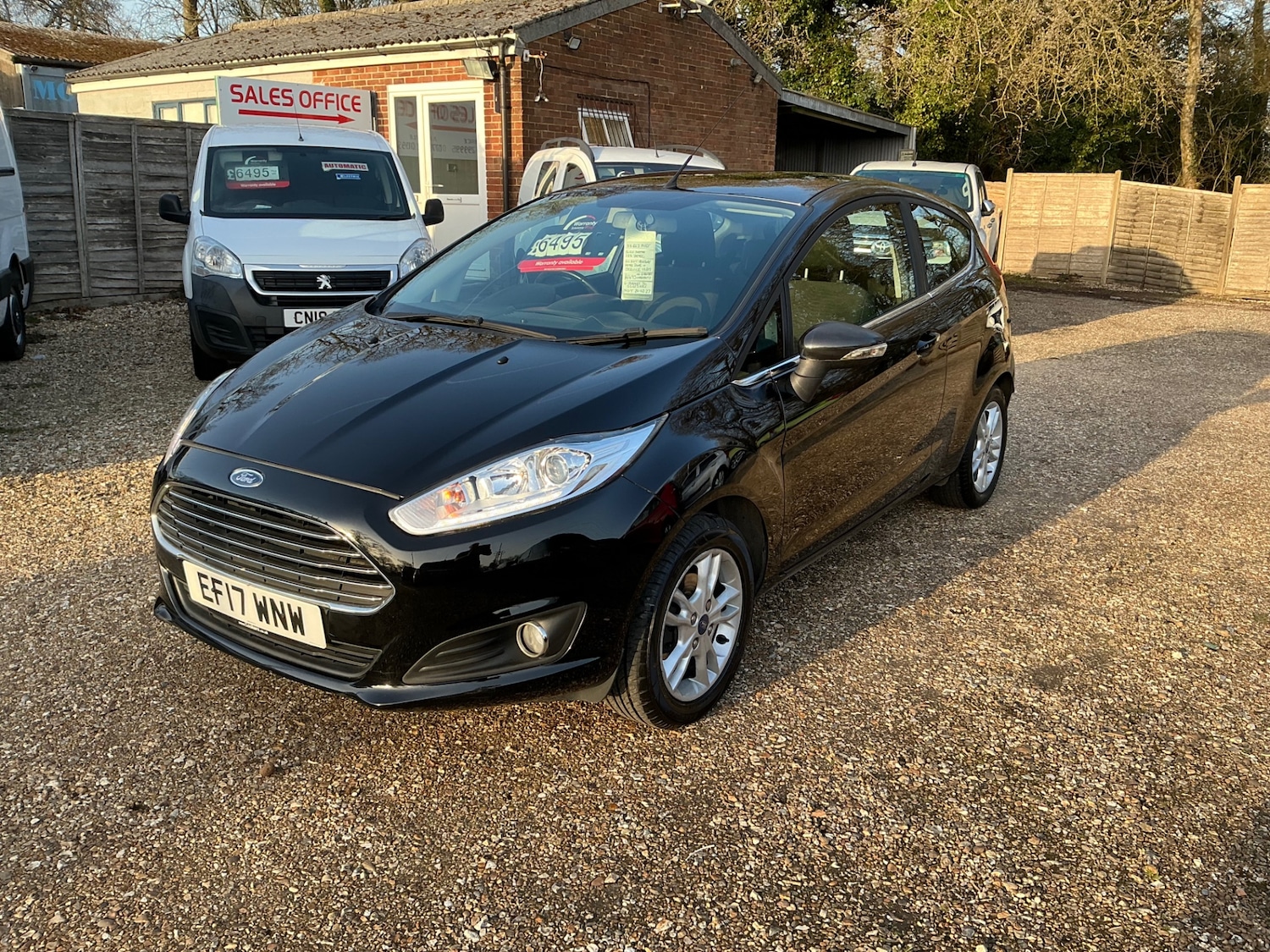 Used Ford Fiesta 2017 for sale - 77665321: Photo 2