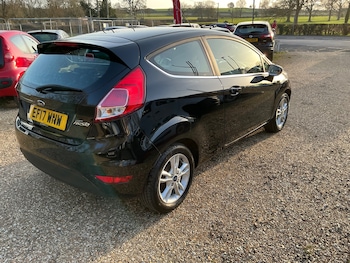 Used Ford Fiesta 2017 for sale - 77665321: Photo