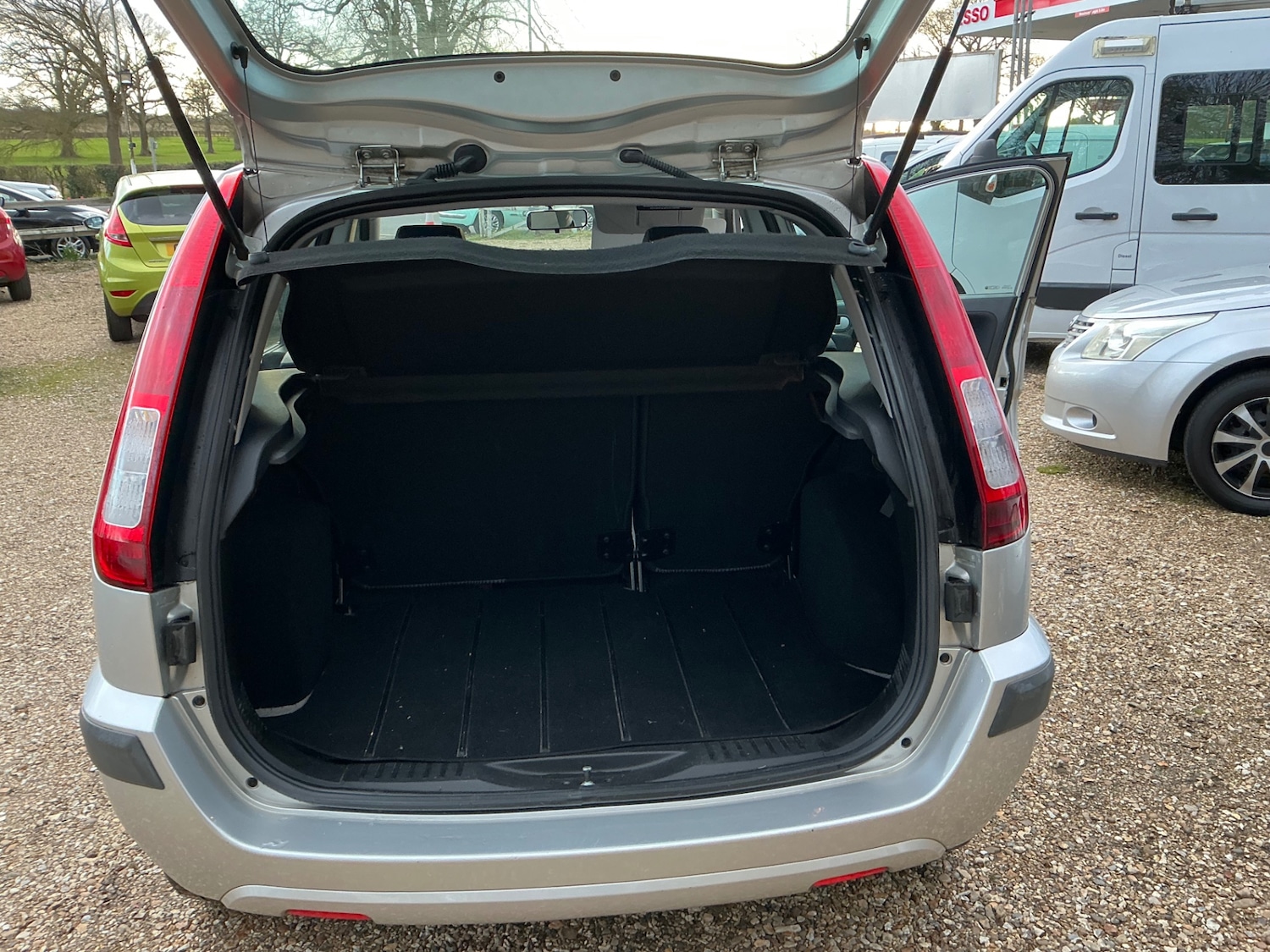 Used Ford Fusion 2009 for sale - 77880925: Photo 12