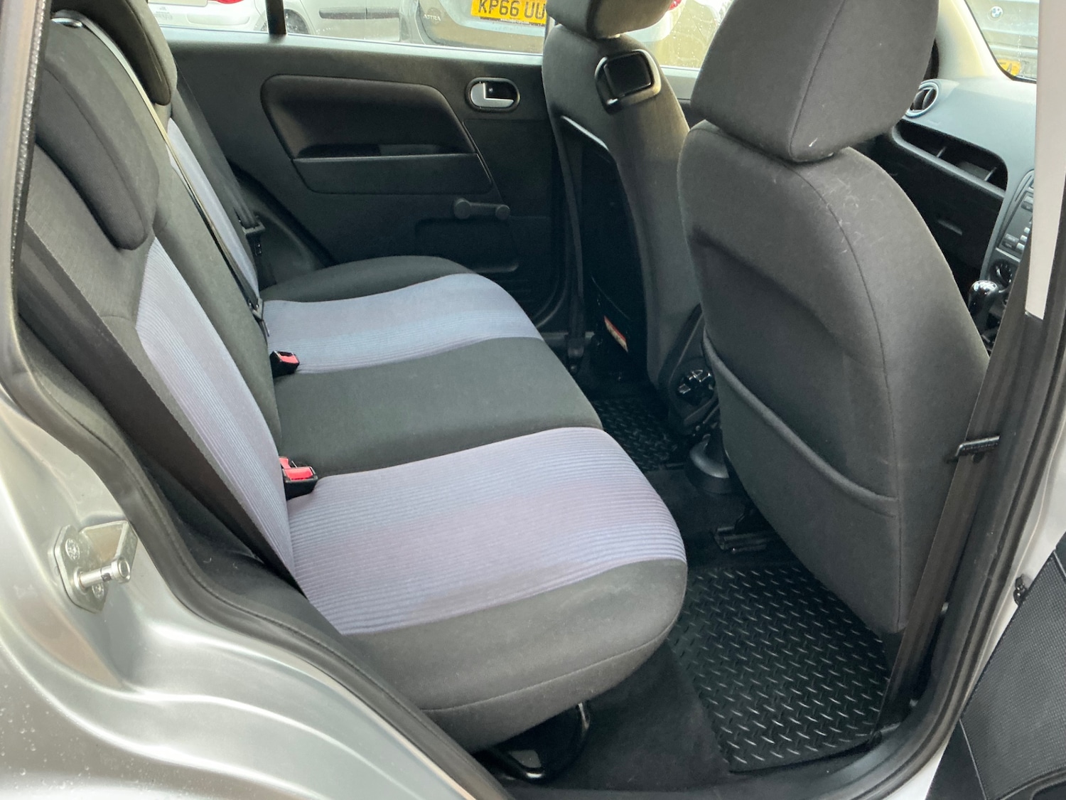 Used Ford Fusion 2009 for sale - 77880925: Photo 9