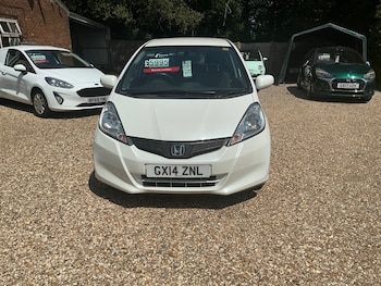 Used Honda Jazz 2014 for sale - 79252596: Photo