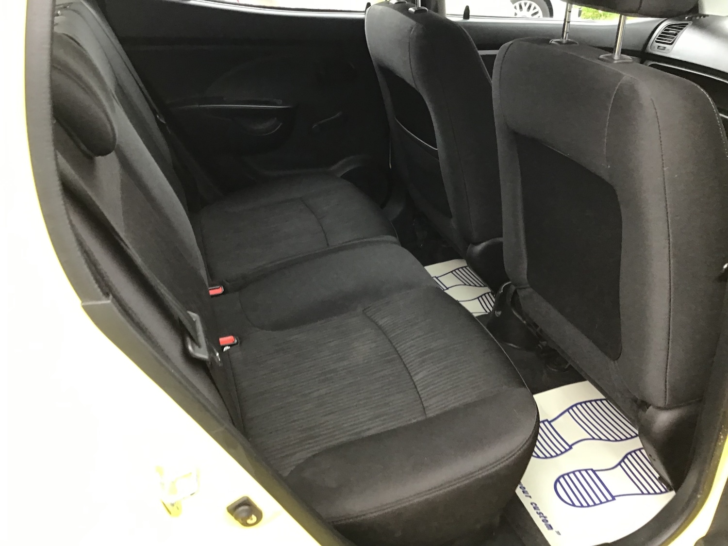 Used Kia Picanto 2010 for sale - 76415646: Photo 10