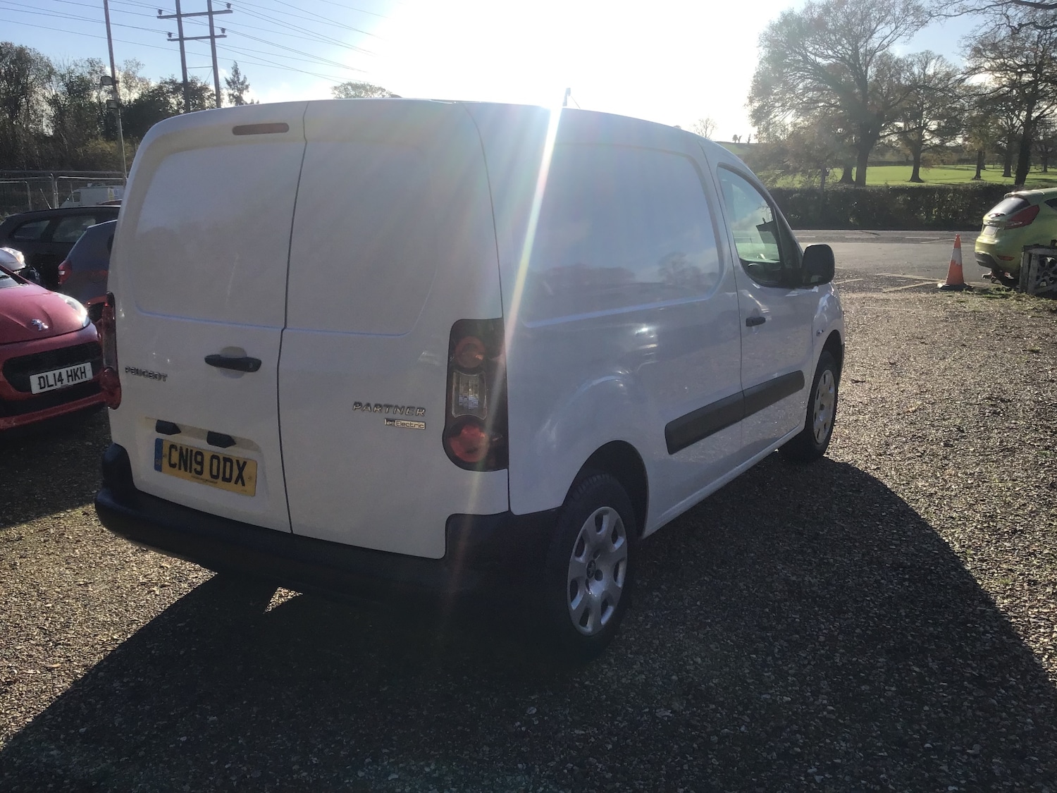 Used Peugeot Partner 2019 for sale - 76613659: Photo 6