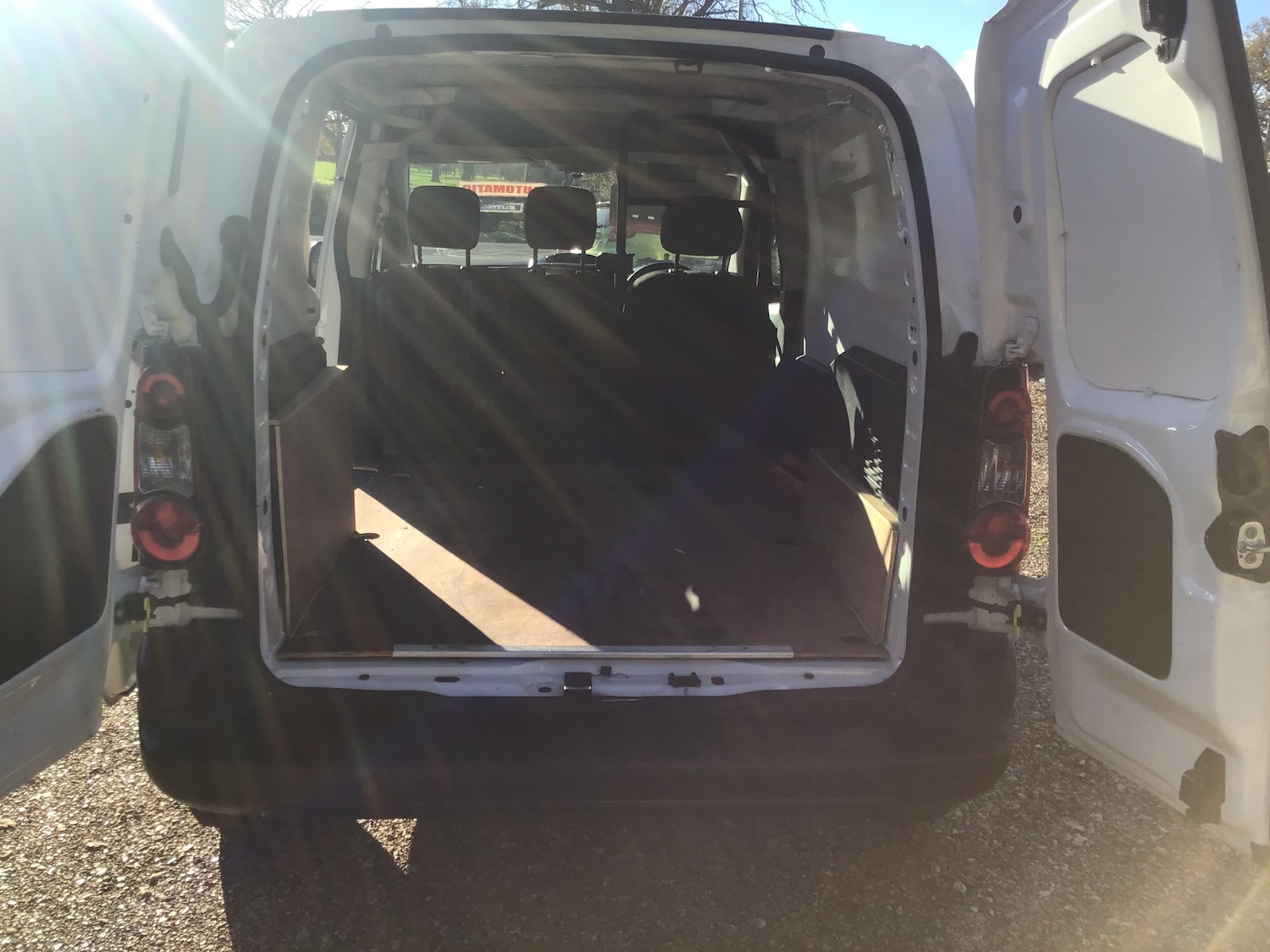 Used Peugeot Partner 2019 for sale - 76613659: Photo 8