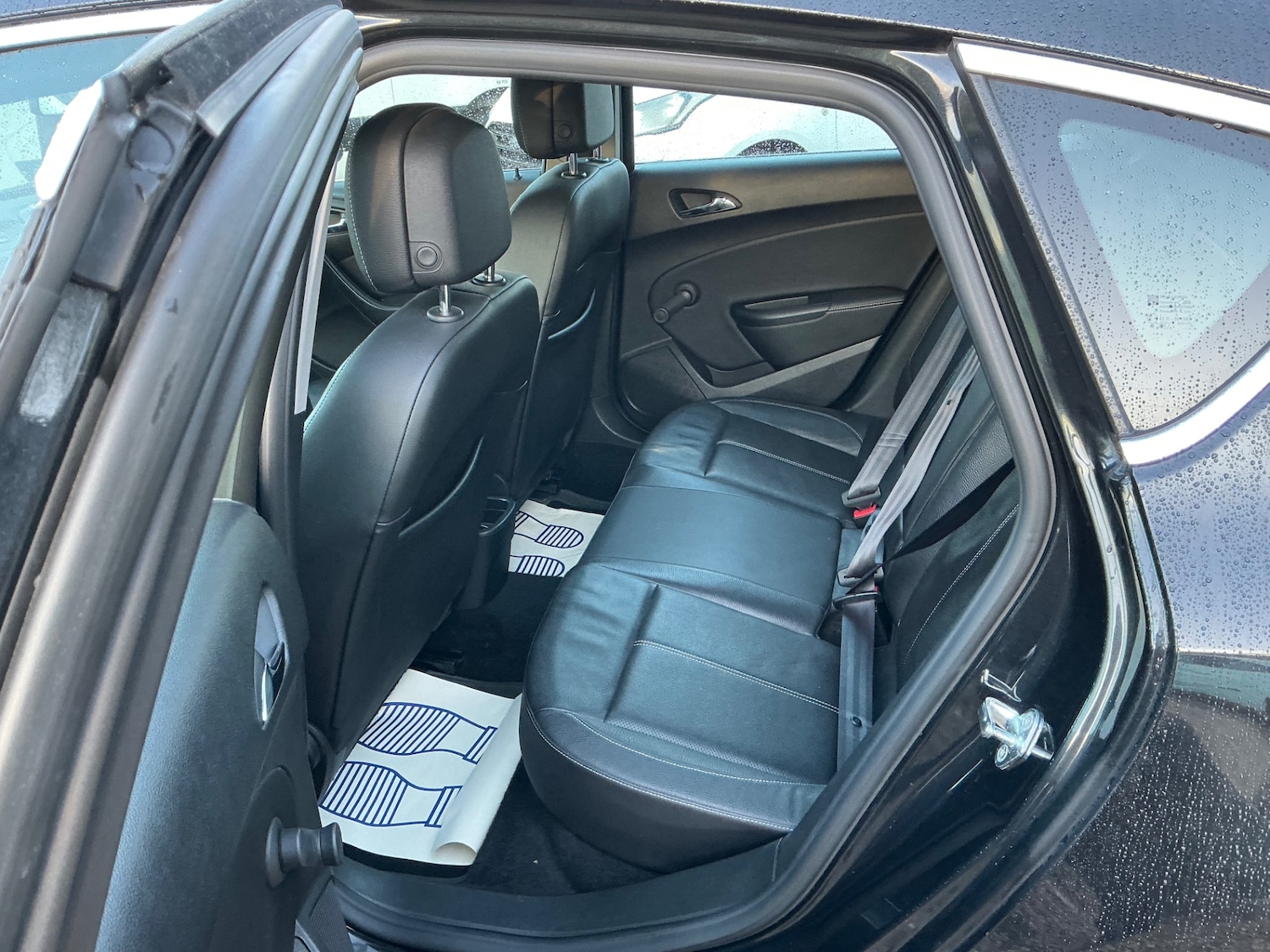 Used Vauxhall Astra 2016 for sale - 77080680: Photo 8