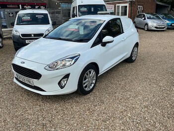 Used Ford Fiesta 2020 for sale - 78270902: Photo