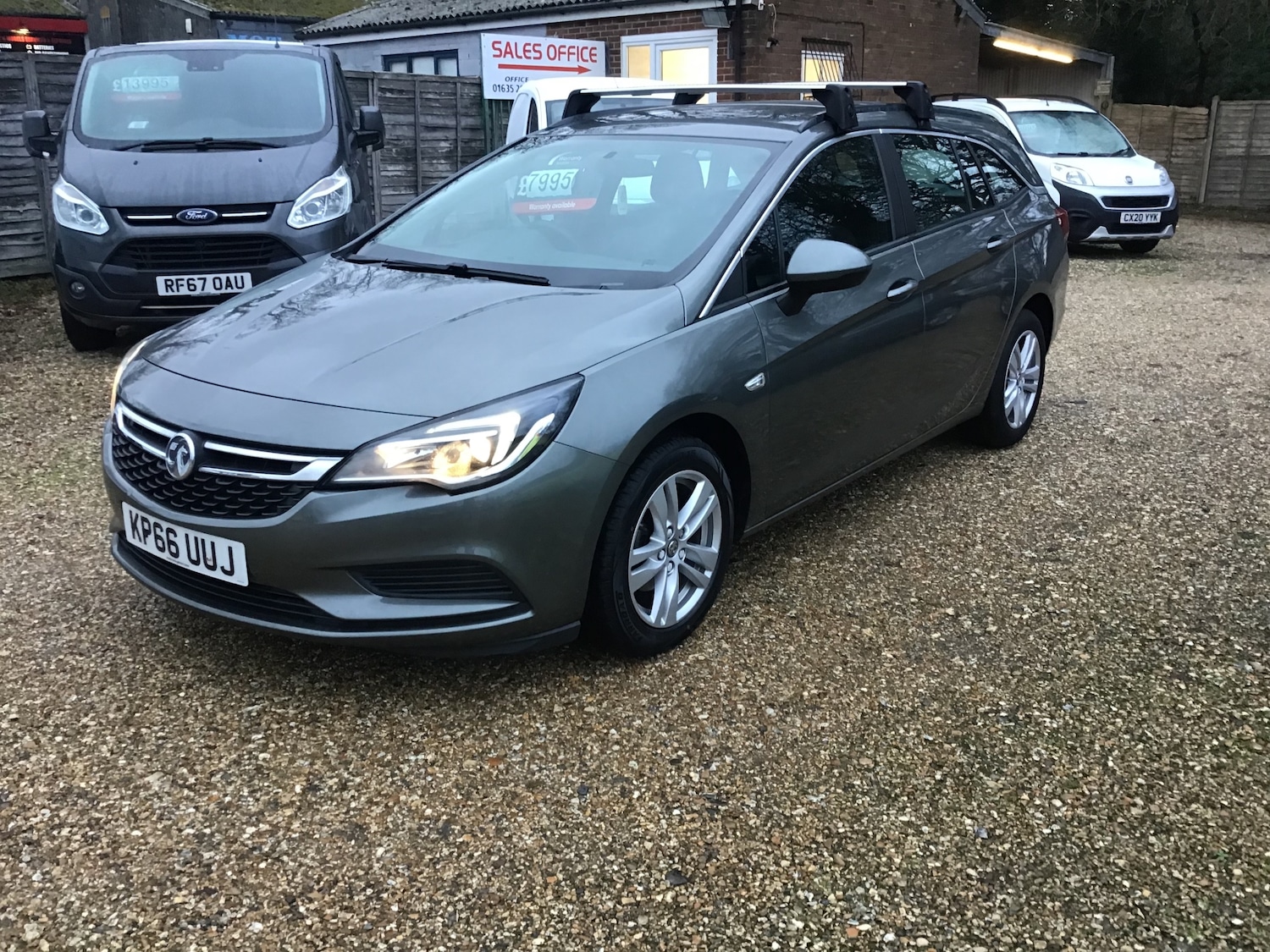 Used Vauxhall Astra 2016 for sale - 76948533: Photo 3