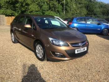 2015 (15) - 1.6i 16V Design 5dr Auto