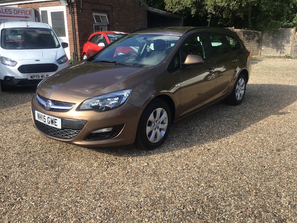 Used Vauxhall Astra 2015 for sale - 74841553: Photo 3