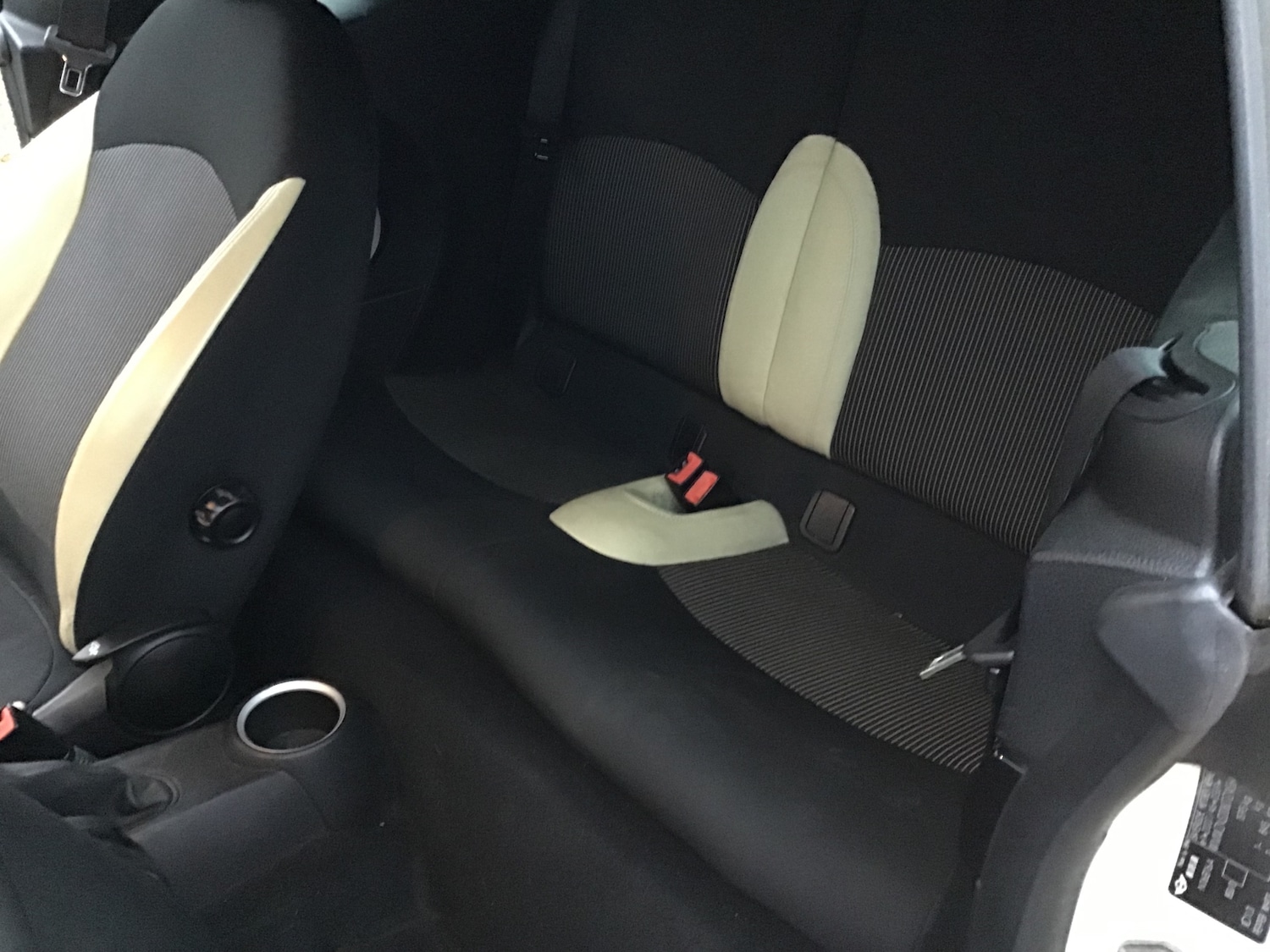 Used MINI Convertible 2010 for sale - 76722418: Photo 15