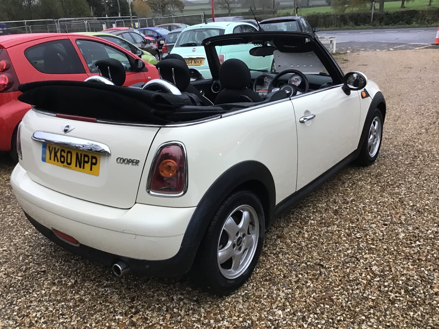 Used MINI Convertible 2010 for sale - 76722418: Photo 5
