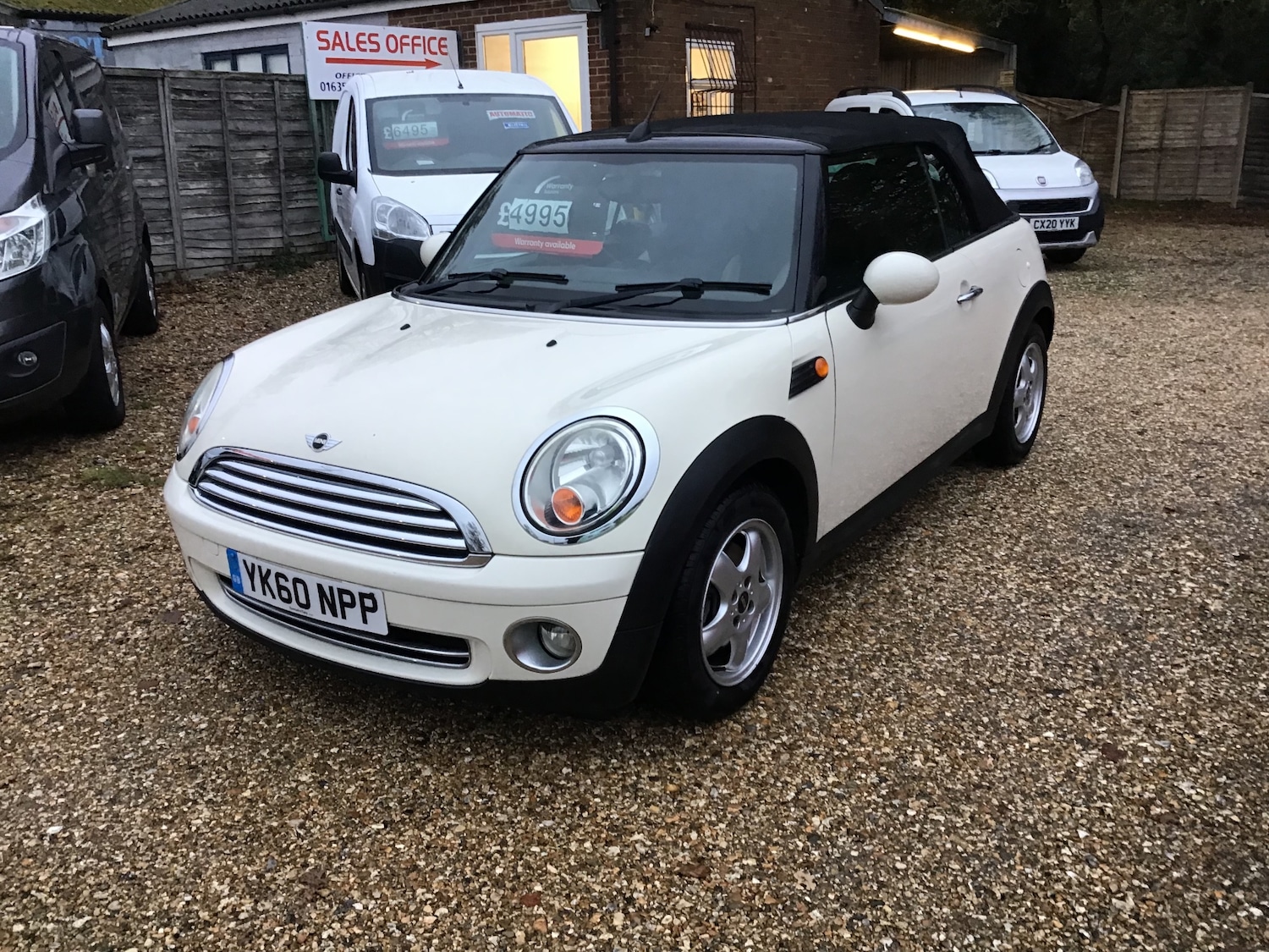 Used MINI Convertible 2010 for sale - 76722418: Photo 8
