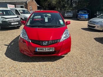 Used Honda Jazz 2014 for sale - 79502824: Photo