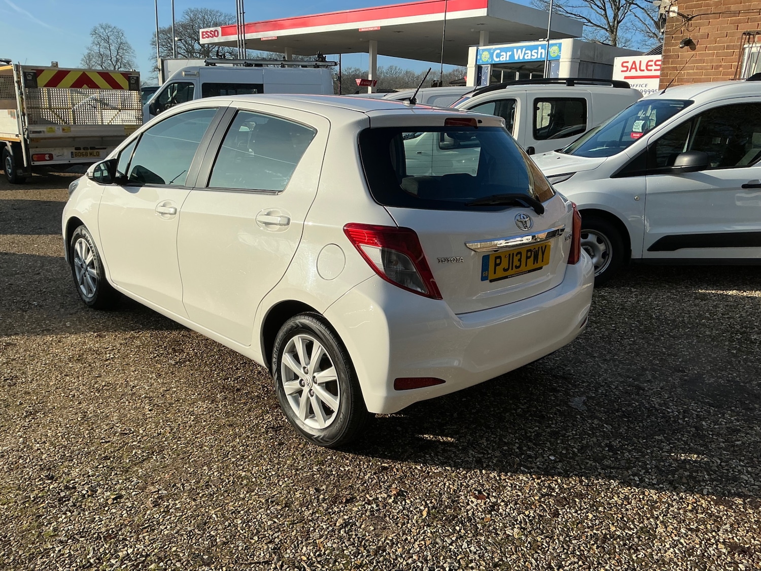 Used Toyota Yaris 2013 for sale - 77080684: Photo 6