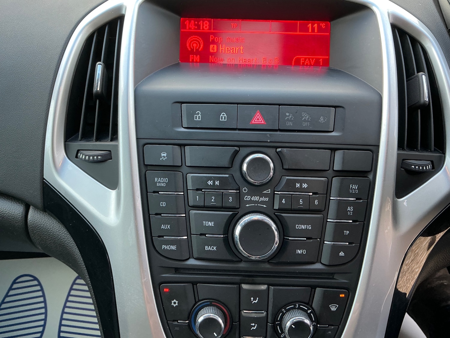 Used Vauxhall Astra 2015 for sale - 77261796: Photo 13