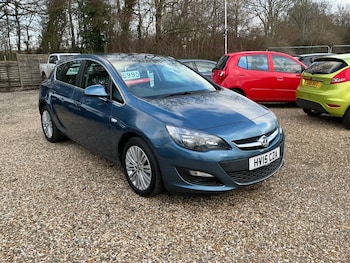 Used Vauxhall Astra 2015 for sale - 77261796: Photo
